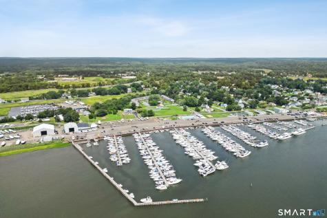 25 Riverside Drive Clinton CT 06413