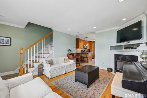 25 Riverside Drive Clinton CT 06413