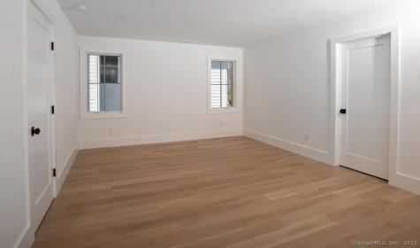 6 Down River Road New Canaan CT 06840