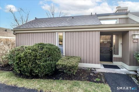 22 Heritage Circle Southbury CT 06488