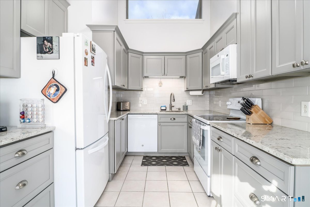 22 Heritage Circle Southbury CT 06488