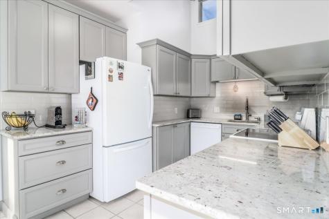 22 Heritage Circle Southbury CT 06488