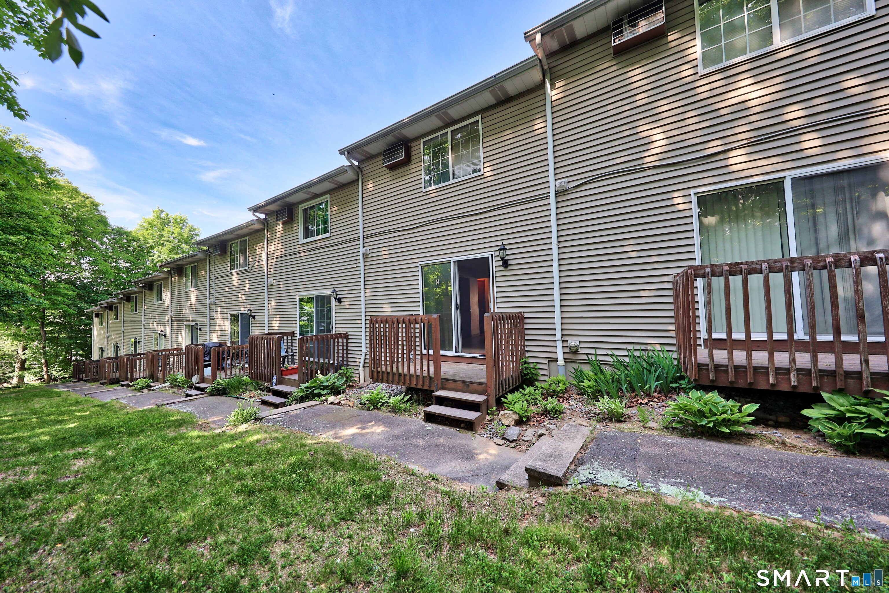 3211 East Main Street Waterbury CT 06705