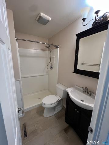 93 Park Avenue Danbury CT 06810