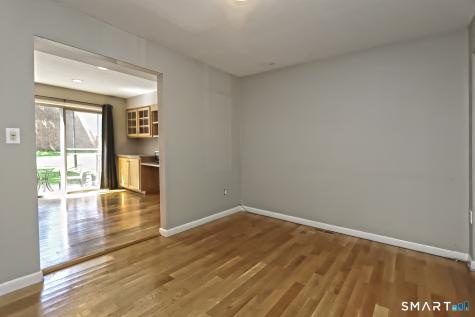25 Greenwich Way Milford CT 06460