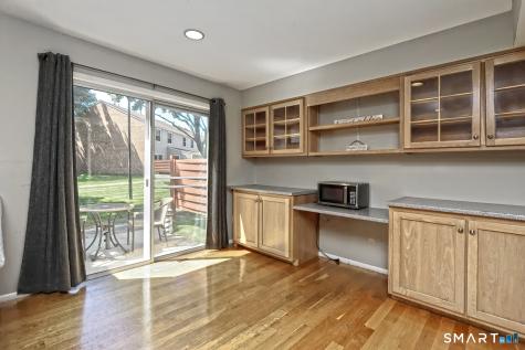 25 Greenwich Way Milford CT 06460