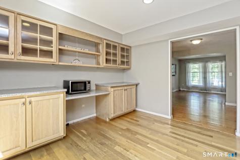25 Greenwich Way Milford CT 06460