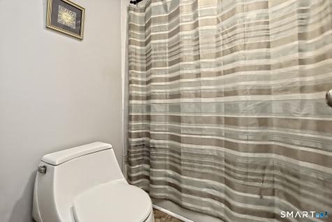 25 Greenwich Way Milford CT 06460