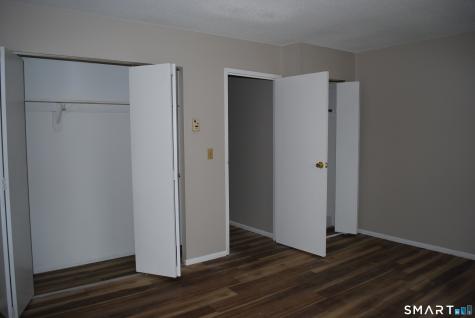 243 Sterling Village Meriden CT 06450