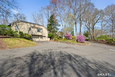 110 Heritage Village Southbury CT 06488