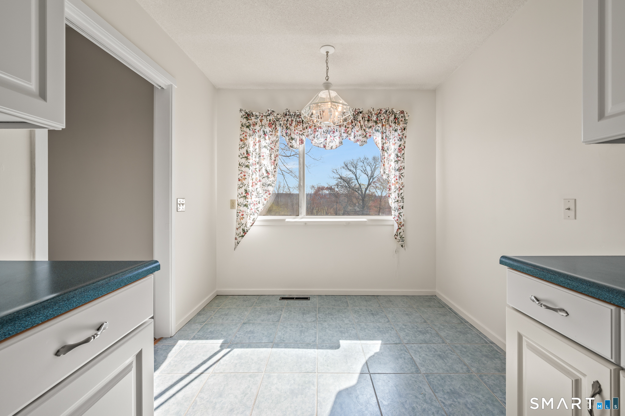 110 Heritage Village Southbury CT 06488