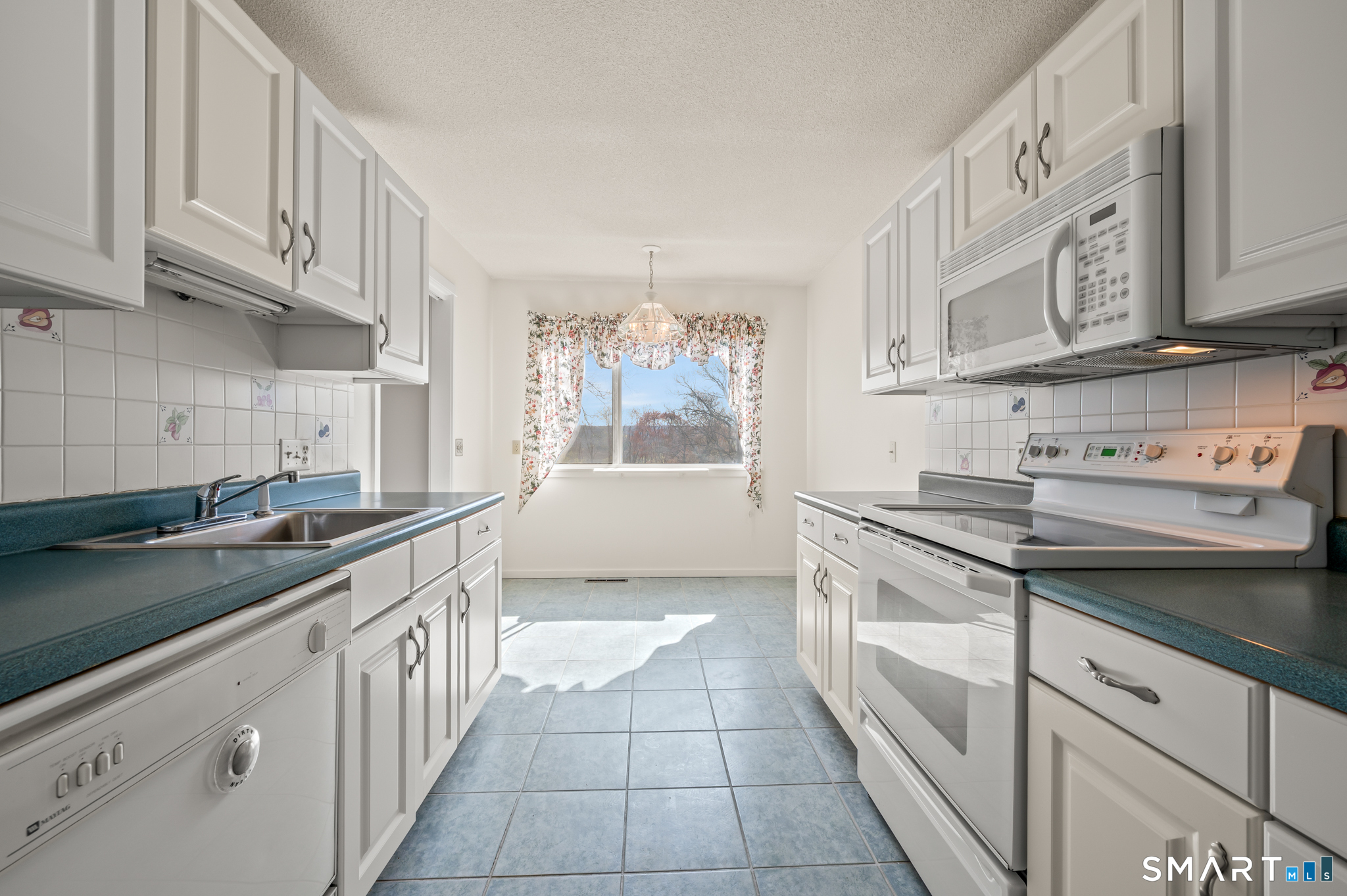 110 Heritage Village Southbury CT 06488