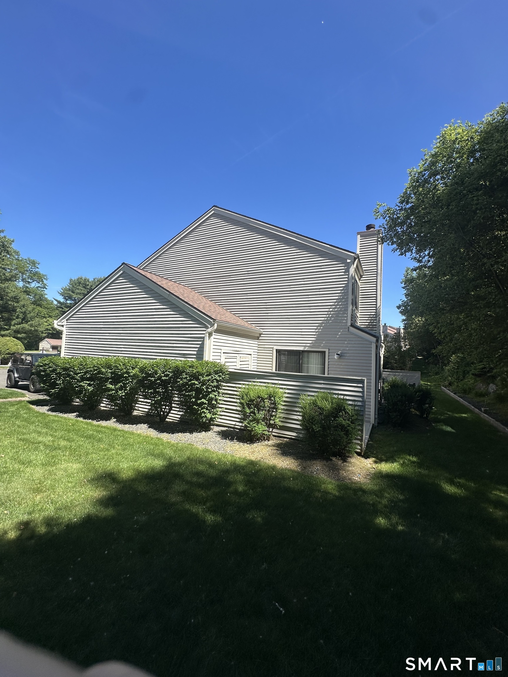 52 Deer Run Bethel CT 06801