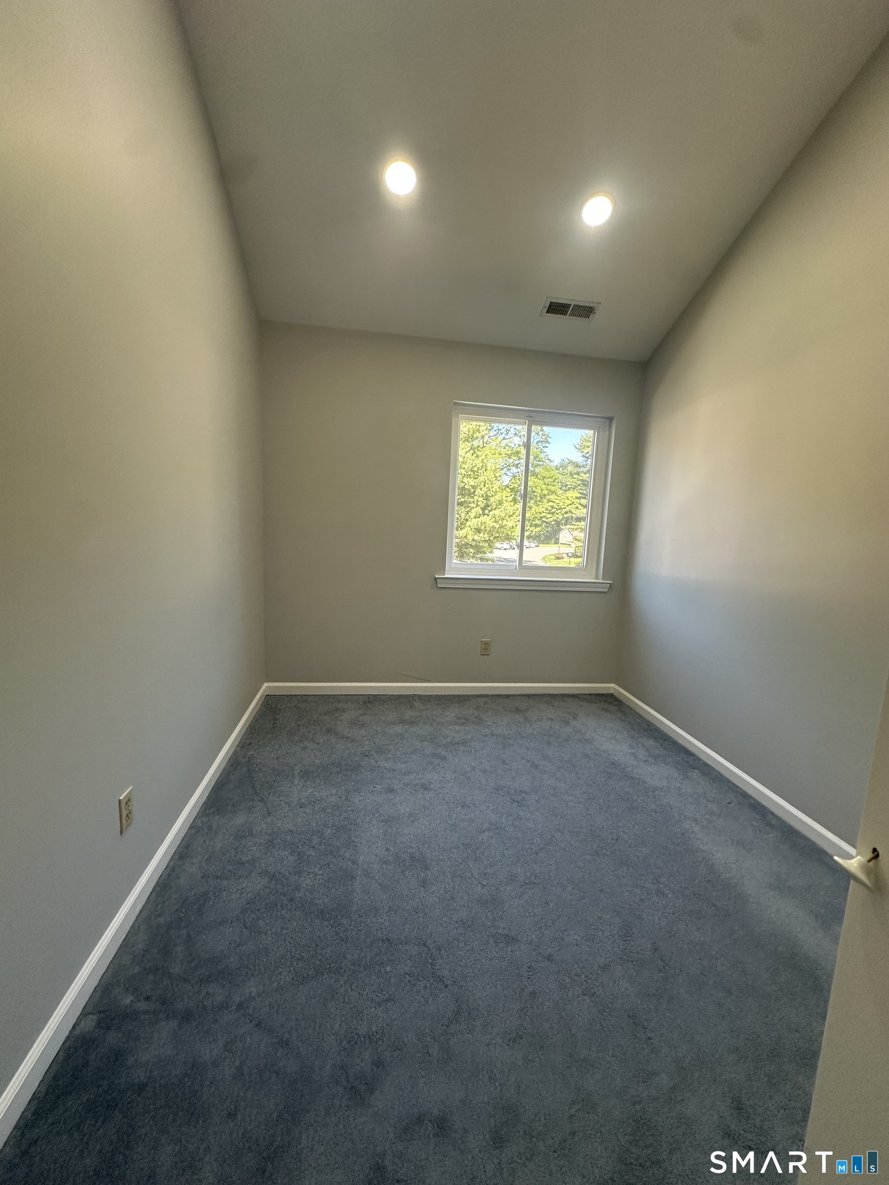 52 Deer Run Bethel CT 06801