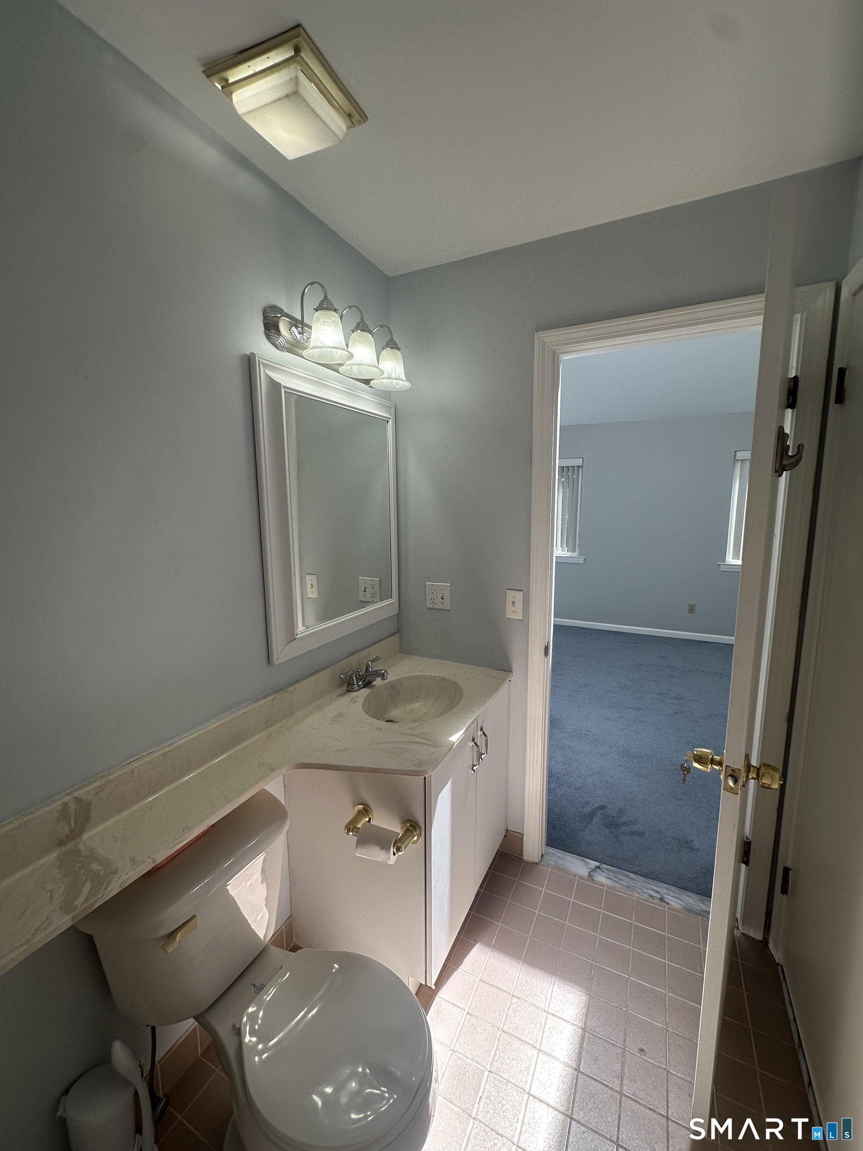 52 Deer Run Bethel CT 06801