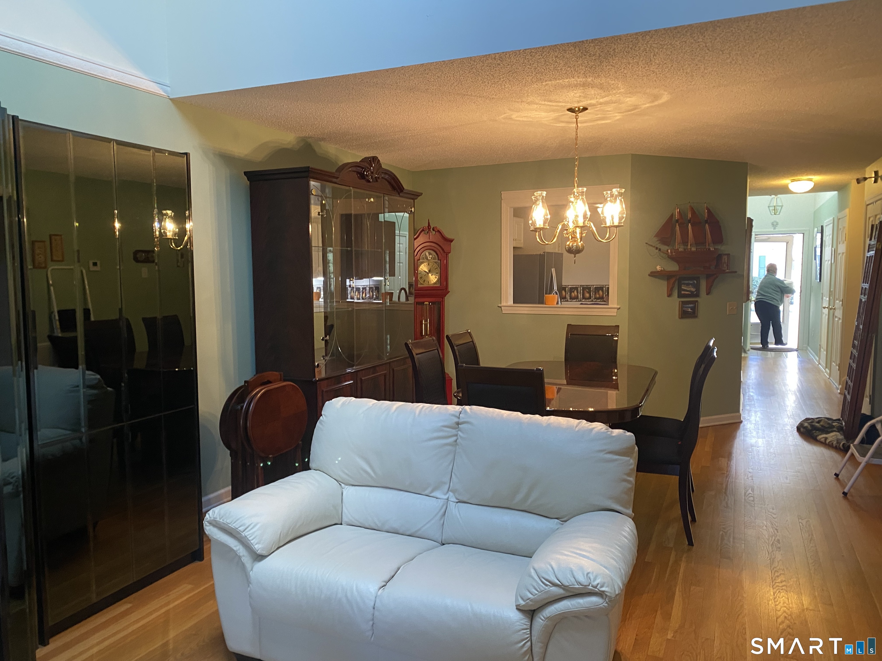 885 Glacier Way Southington CT 06489