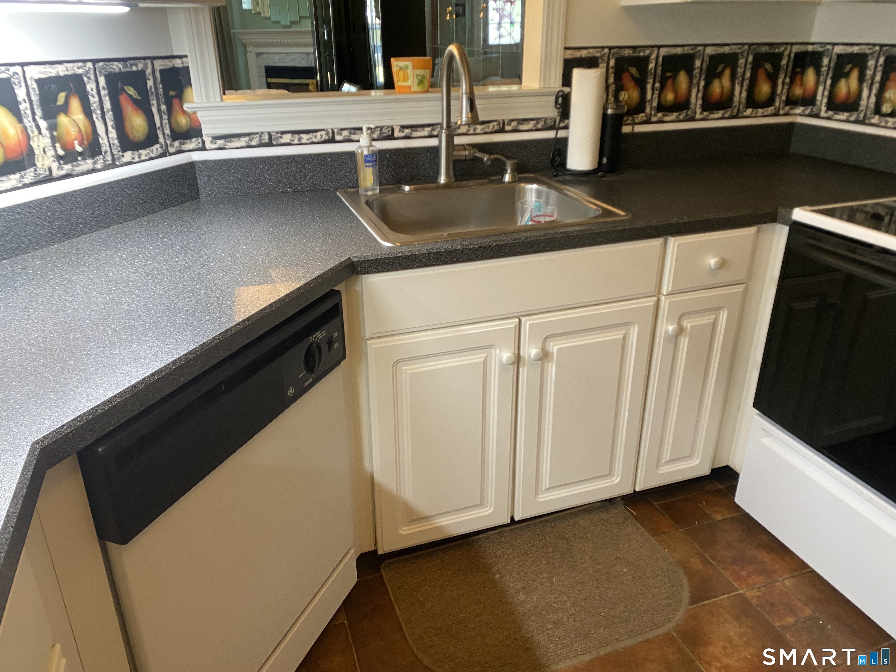 885 Glacier Way Southington CT 06489