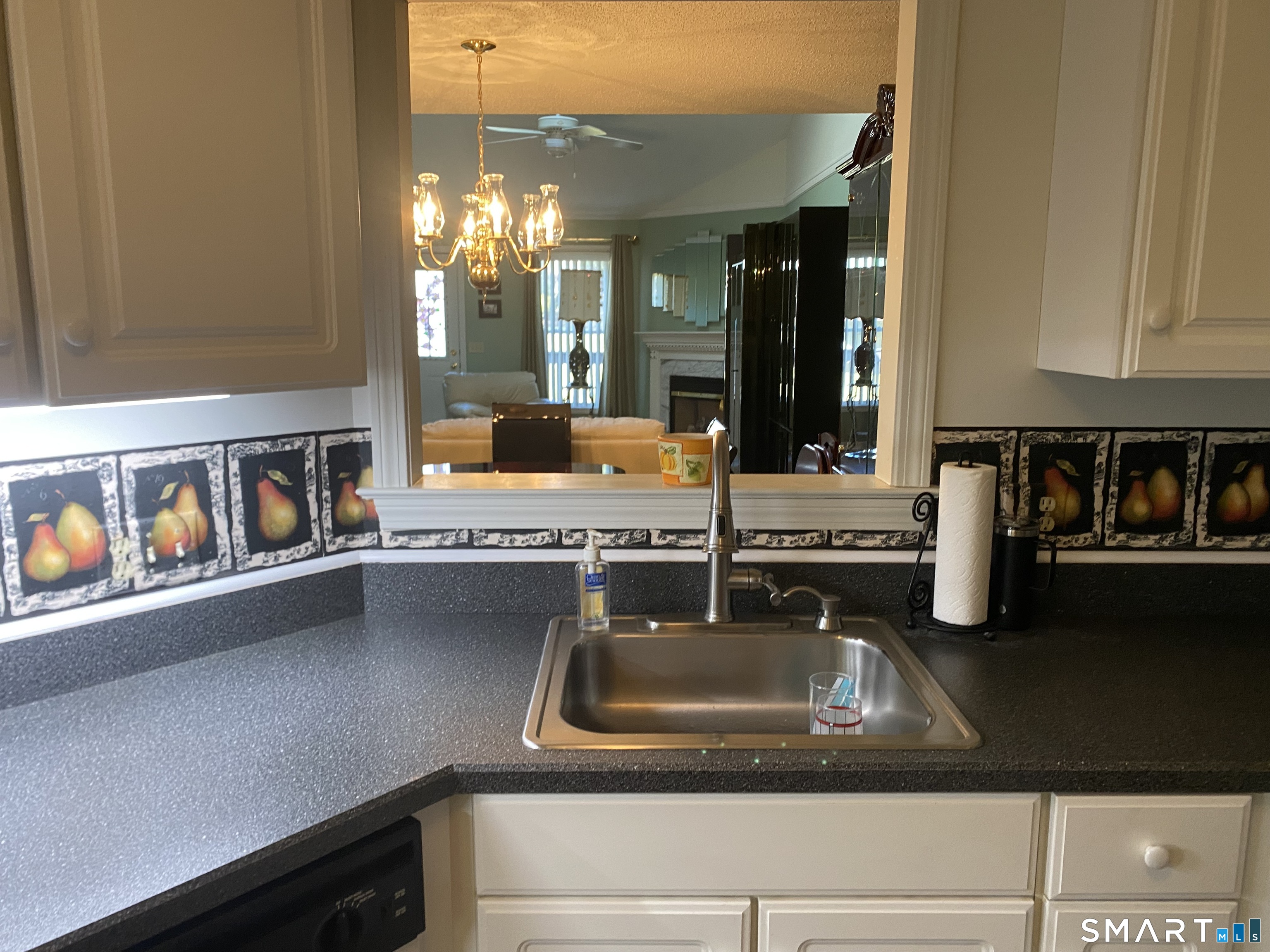 885 Glacier Way Southington CT 06489