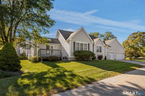 19 Mountain View Landing Killingly CT 06239