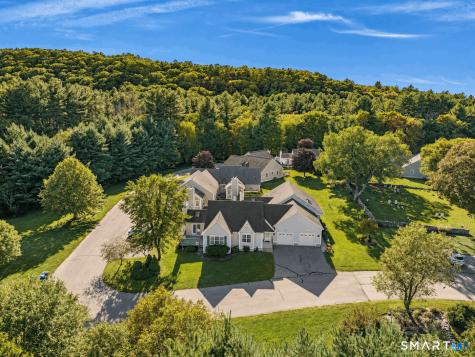 19 Mountain View Landing Killingly CT 06239