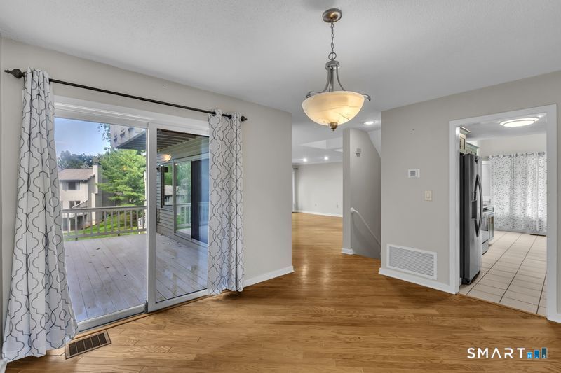 3 Saddle Crossing Avon CT 06001