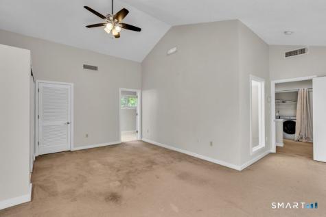 3 Saddle Crossing Avon CT 06001