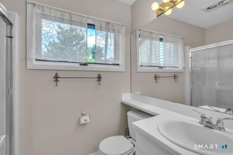 3 Saddle Crossing Avon CT 06001