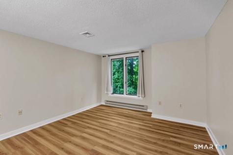 3 Saddle Crossing Avon CT 06001