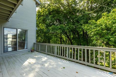 3 Saddle Crossing Avon CT 06001
