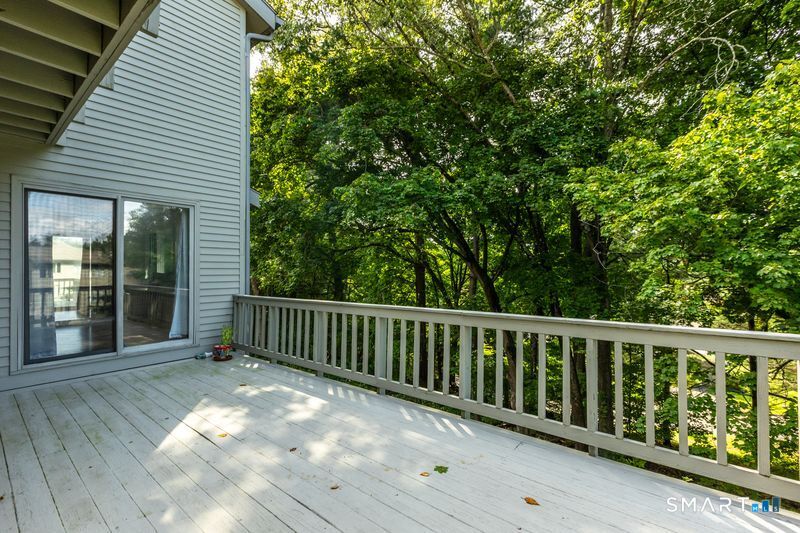 3 Saddle Crossing Avon CT 06001