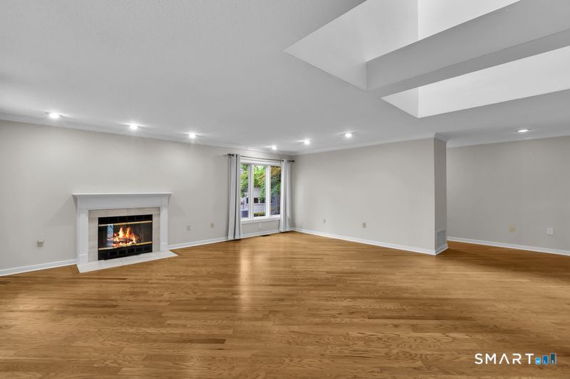 3 Saddle Crossing Avon CT 06001