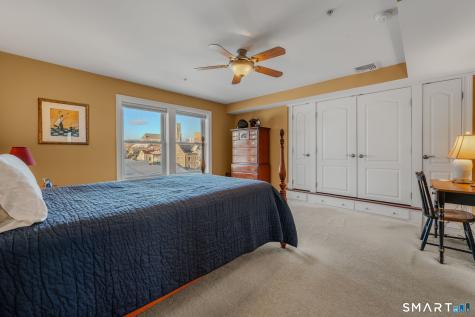 461 Bank Street New London CT 06320