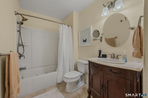 461 Bank Street New London CT 06320