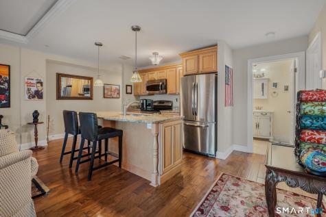 461 Bank Street New London CT 06320