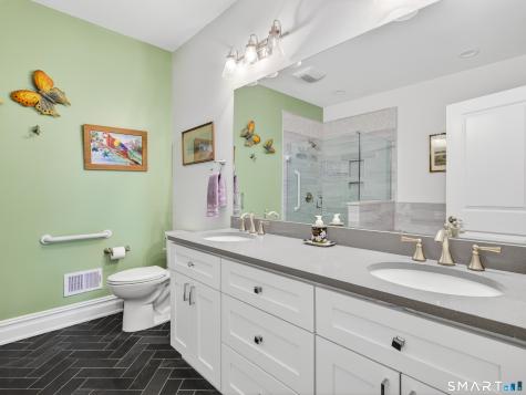 25 Sheffield Street Old Saybrook CT 06475