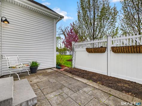 25 Sheffield Street Old Saybrook CT 06475