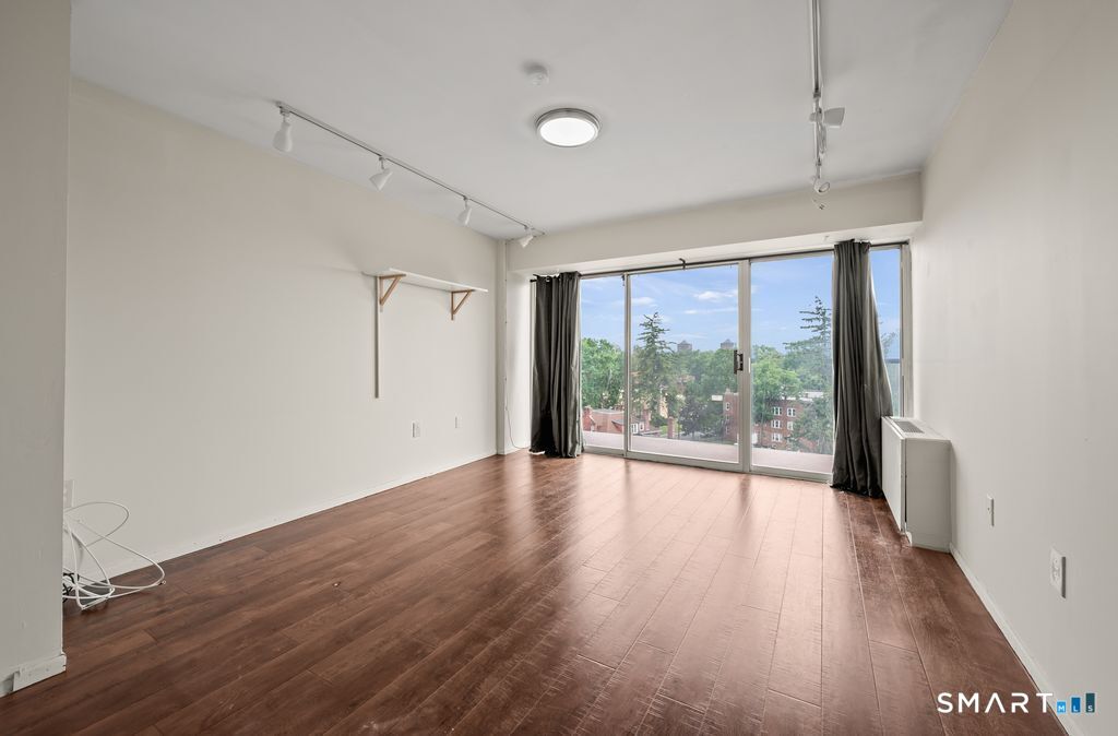 30 Woodland Street Hartford CT 06105