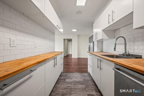 30 Woodland Street Hartford CT 06105