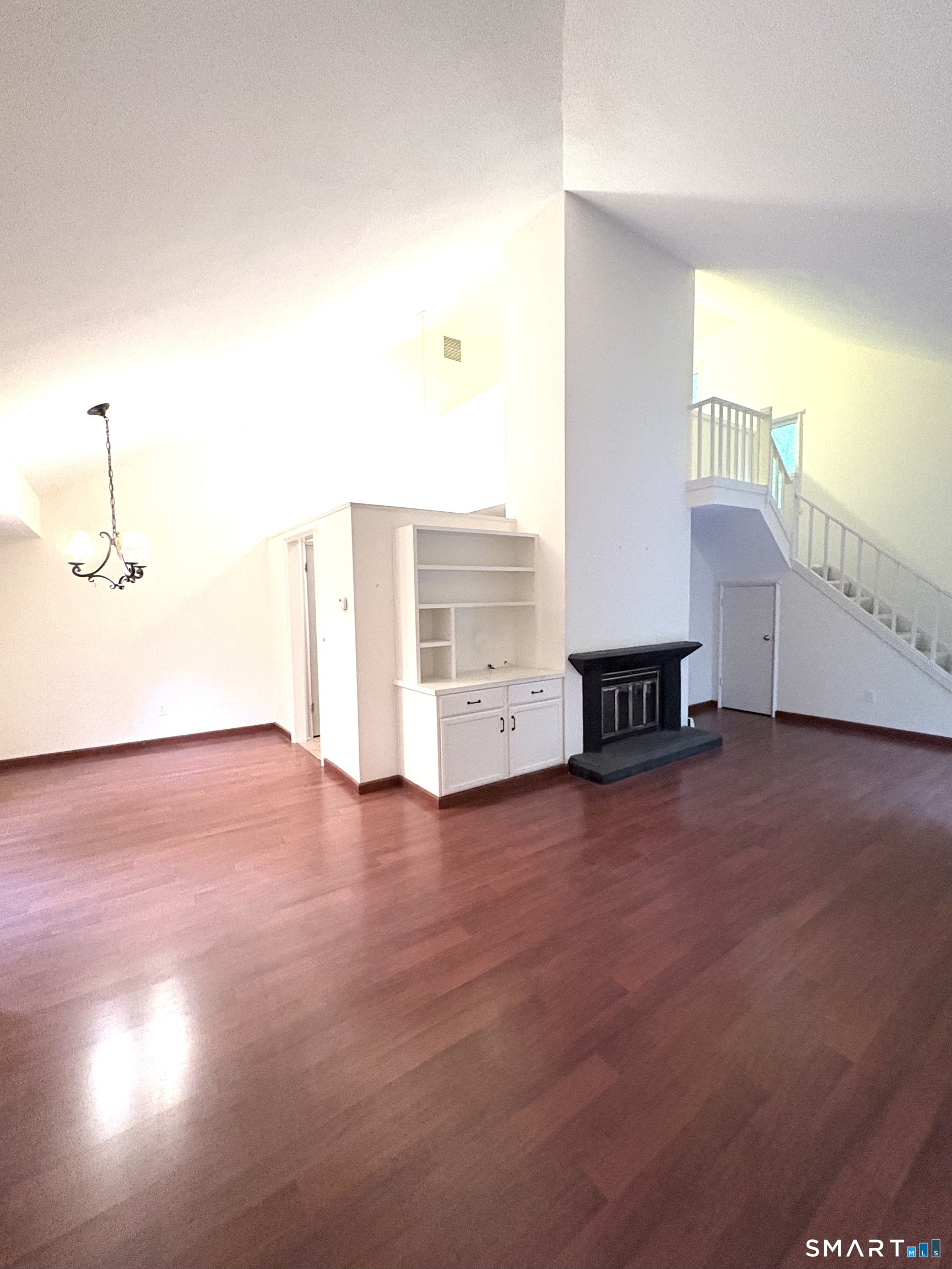 13 Bryne Court Farmington CT 06032