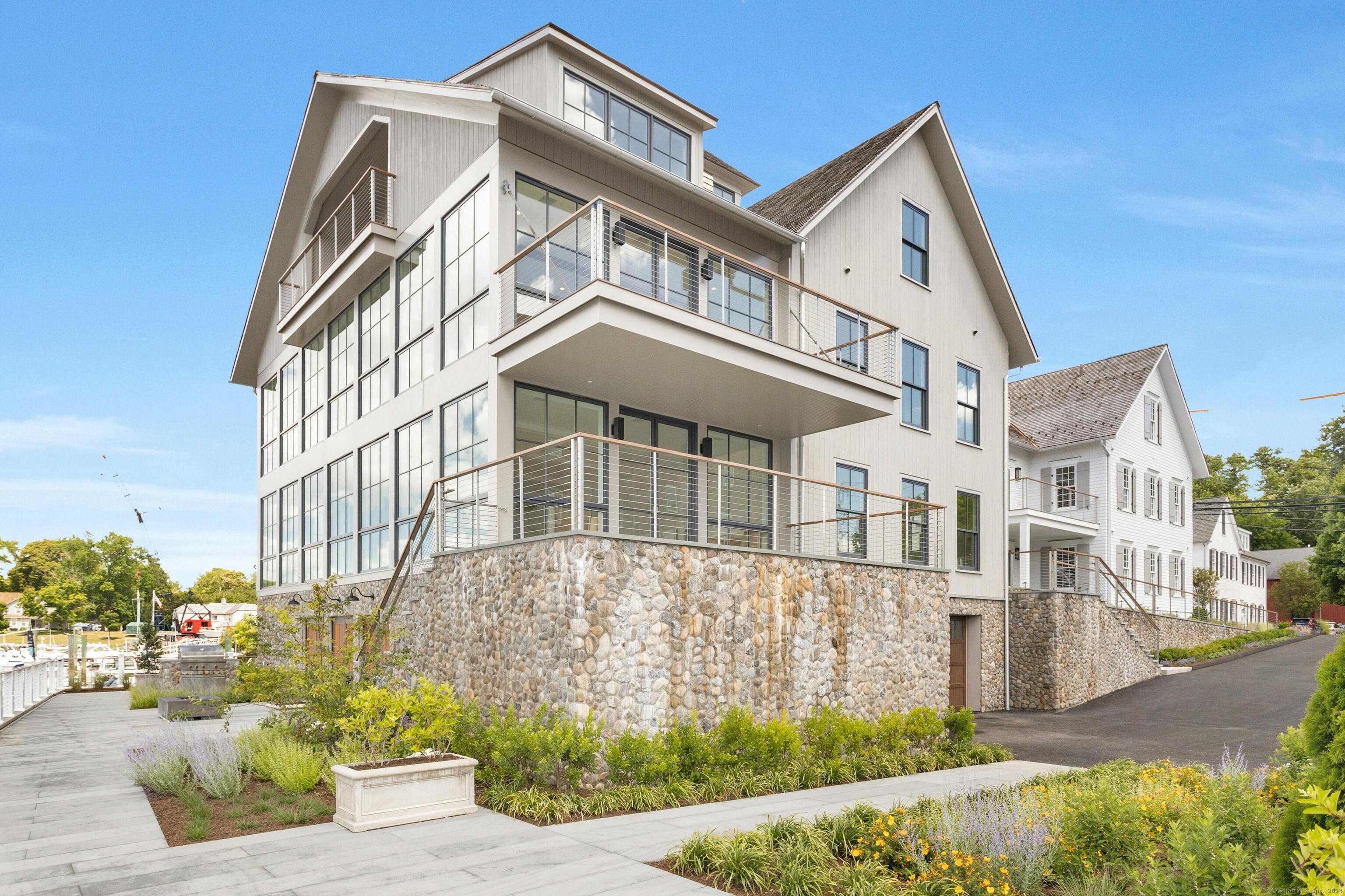 143 Rowayton Avenue Norwalk CT 06853