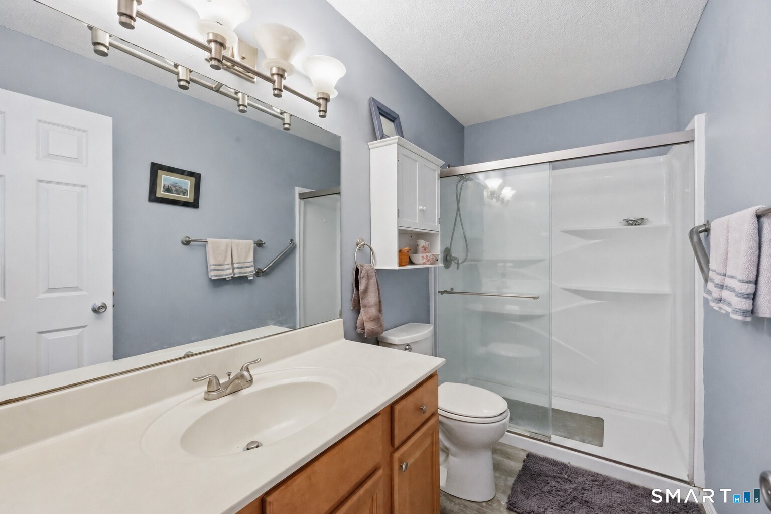 2 River Mead Avon CT 06001