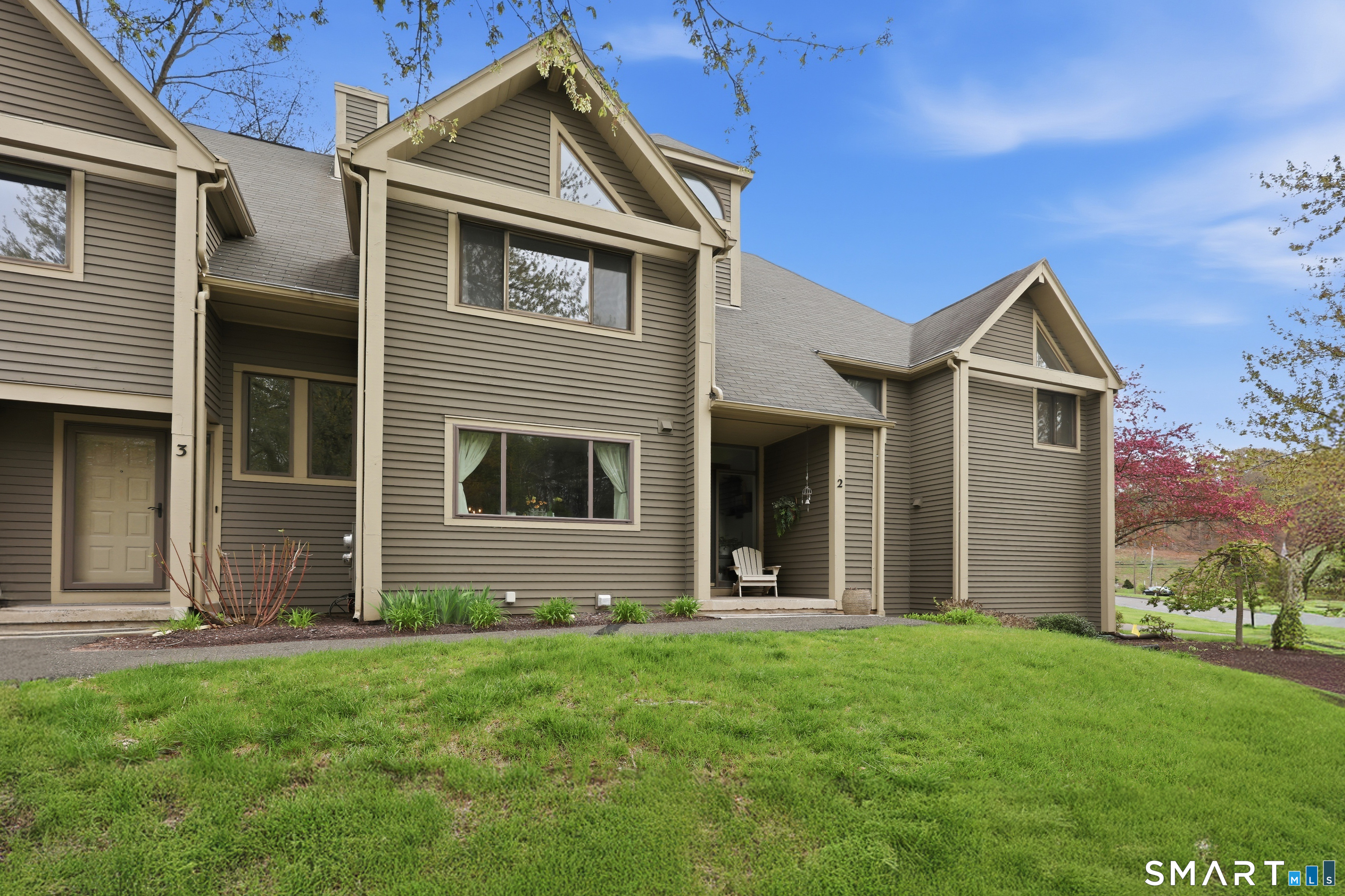 2 River Mead Avon CT 06001