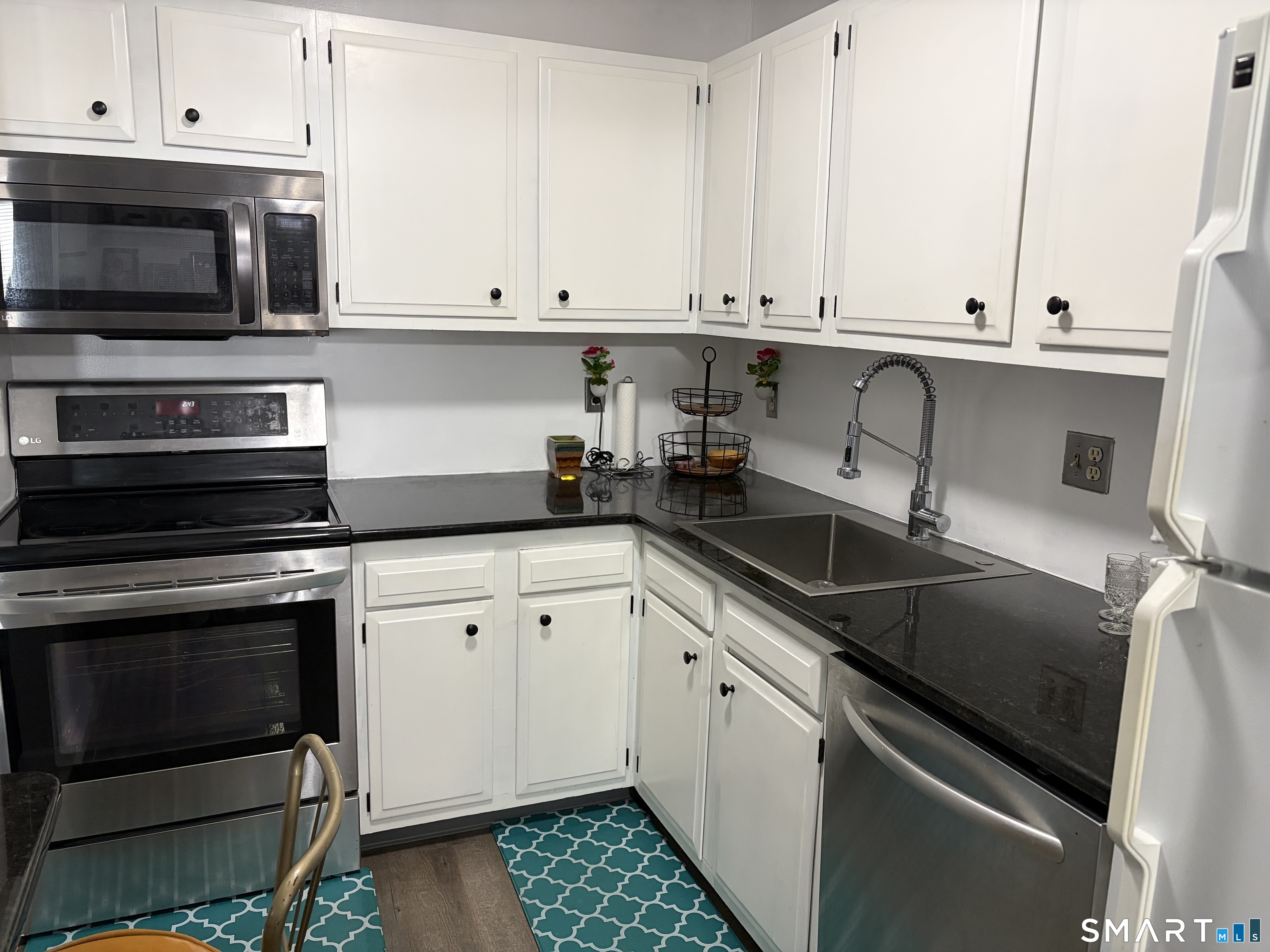 565 Talcottville Road Vernon CT 06066
