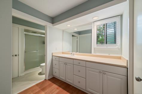 98 Heritage Village Southbury CT 06488