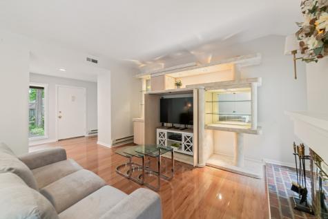 98 Heritage Village Southbury CT 06488