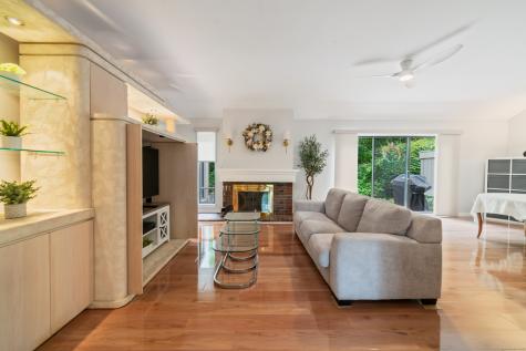 98 Heritage Village Southbury CT 06488