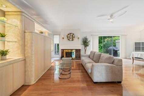 98 Heritage Village Southbury CT 06488