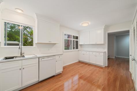 98 Heritage Village Southbury CT 06488