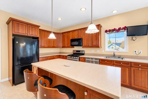 104 Periwinkle Drive Middlebury CT 06762