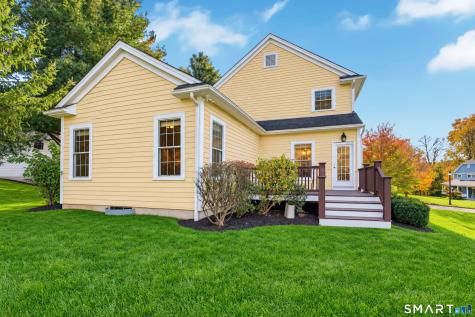104 Periwinkle Drive Middlebury CT 06762
